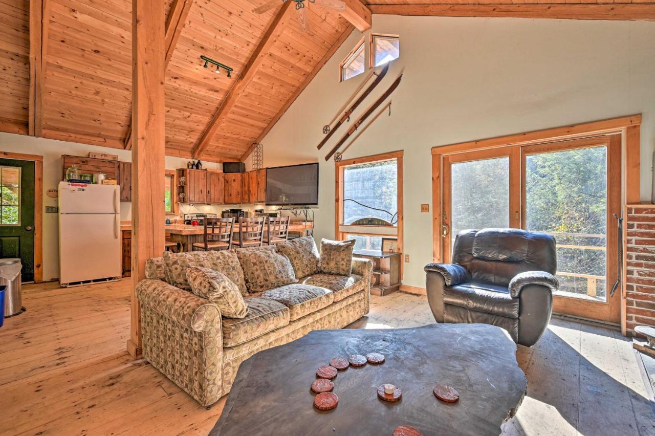 Remote Cabin With Fire Pit 3 Miles To Stowe Mtn! Exterior foto
