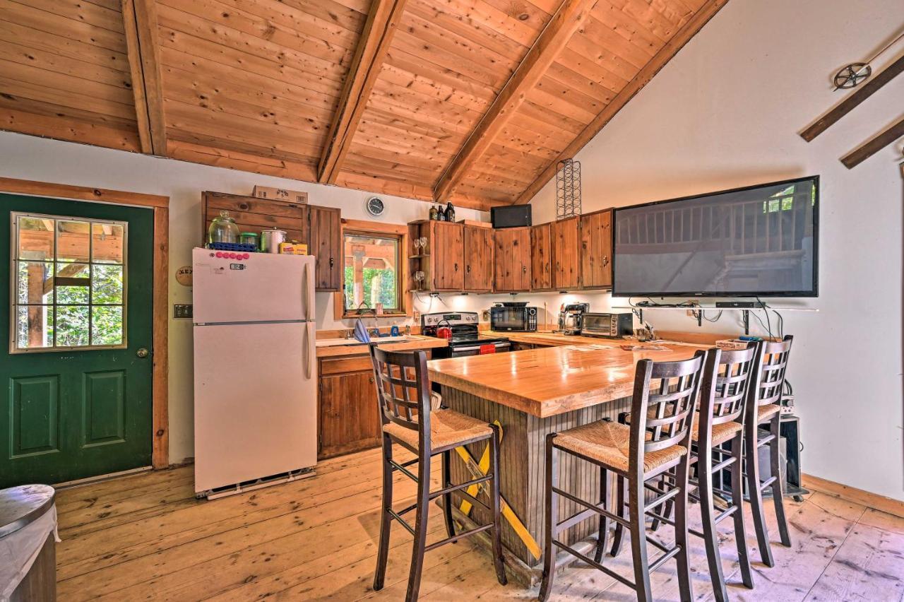 Remote Cabin With Fire Pit 3 Miles To Stowe Mtn! Exterior foto